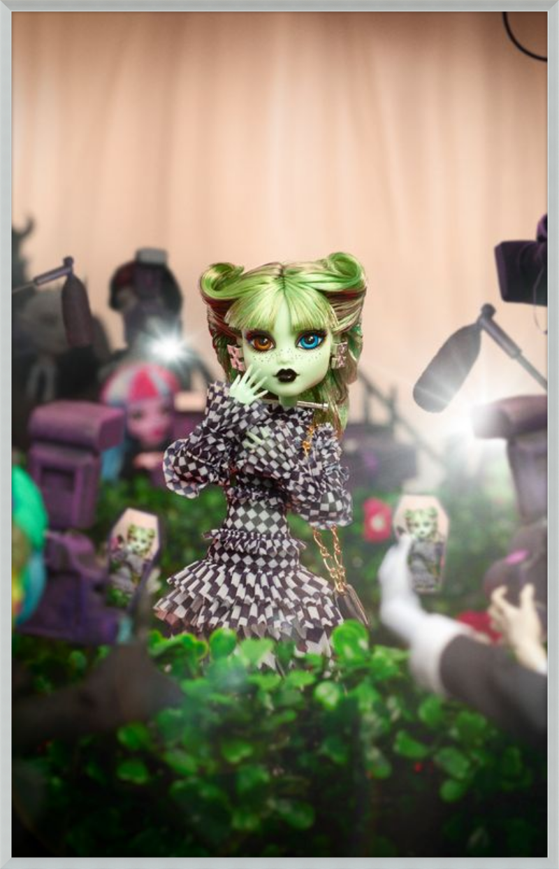 Off-White c/o Monster High Harmonie Ghoul Doll