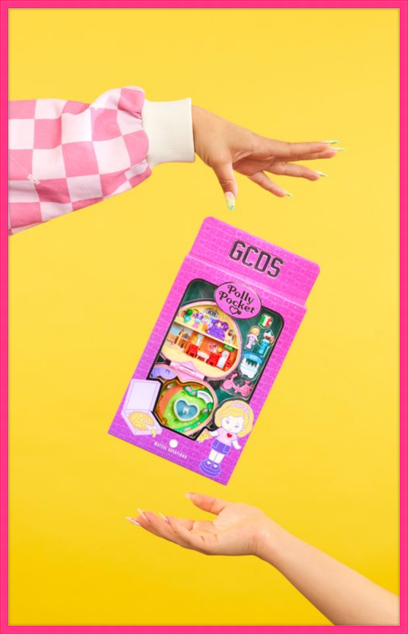 Polly Pocket Throw