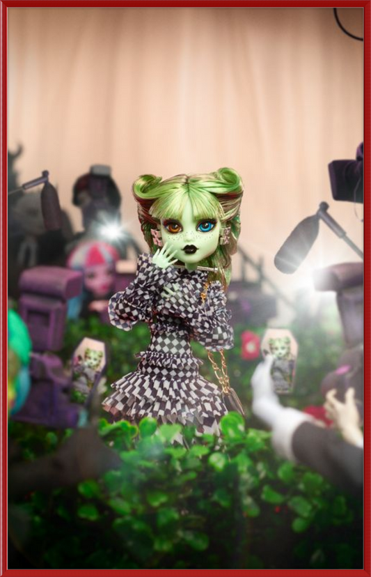 Off-White c/o Monster High Harmonie Ghoul Doll